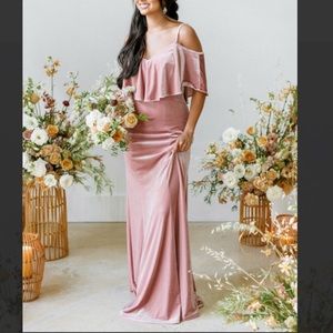 REVELRY Riley Convertible Velvet Dress. Romantic Rose, size 6 petite